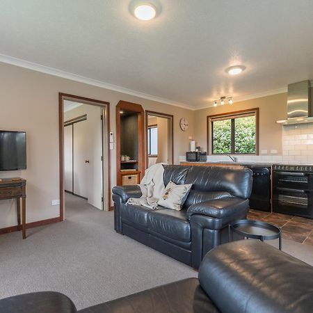 Te Anau Cottage Exterior photo