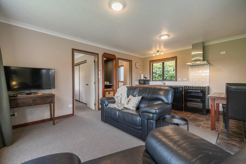 Te Anau Cottage Exterior photo